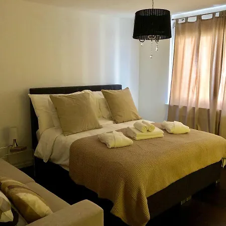 Luxurious Lakeview Apartment Apartment Montreux